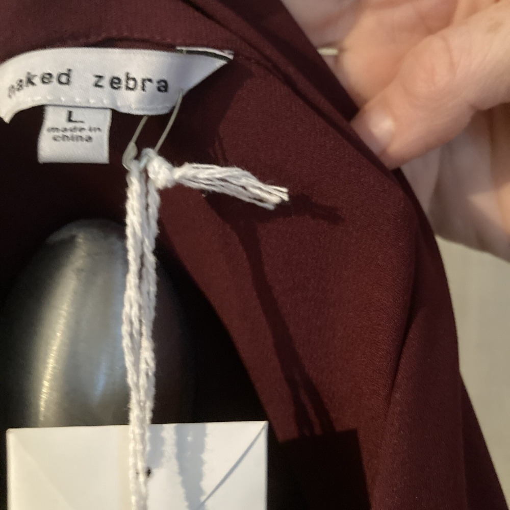 Naked Zebra NWT Burgundy Sleeveless Blouse Size L - Picture 5 of 9